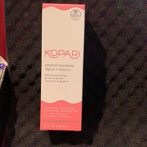 Kopari coconut rose toner bnib